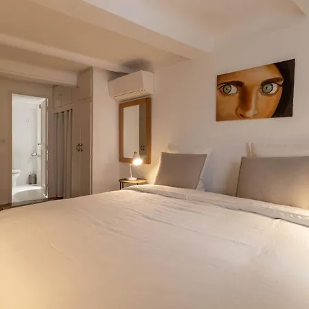 Hébergement de vacances Collection - Maisonnette Authentique - Vieux Village De Mougins